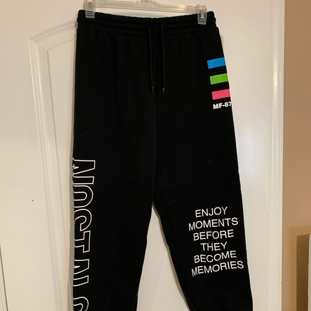 MAYFAIR GROUP NOSTALGIA SWEATPANTS